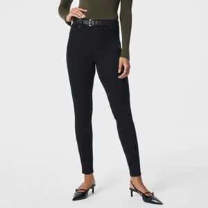 Spanx Ankle Skinny Jeans (Black) (Medium)